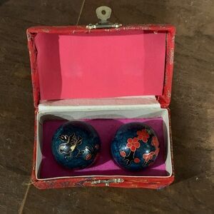 Chinese Vintage Blue and Red Baoding stress Balls